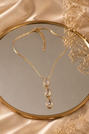 Crystal Drop Triple Stone Pendant Necklace for Women with sparkling triple crystal stones and elegant drop pendant design