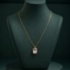 Vintage Crystal Pendant Short Chain Necklace for Women with sparkling crystal pendant and elegant vintage-inspired design